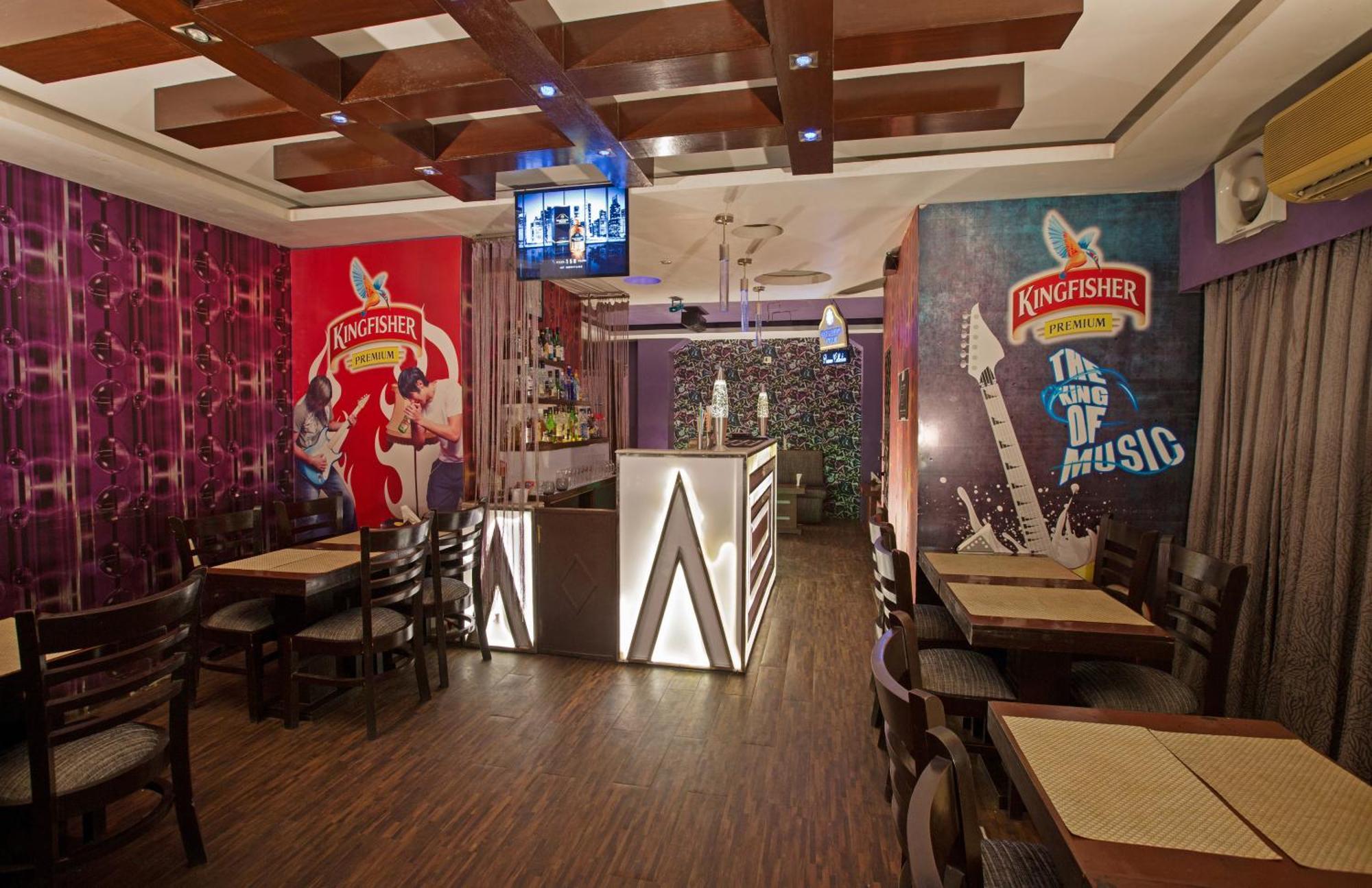 Hotel Rajmahal Guwahati Esterno foto